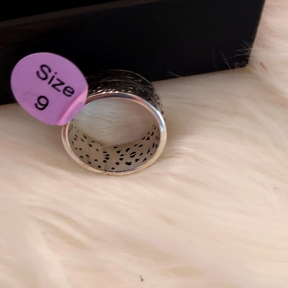 925 Sterling Artisian Ring made in Bali: NWT. - Picture 9 of 14